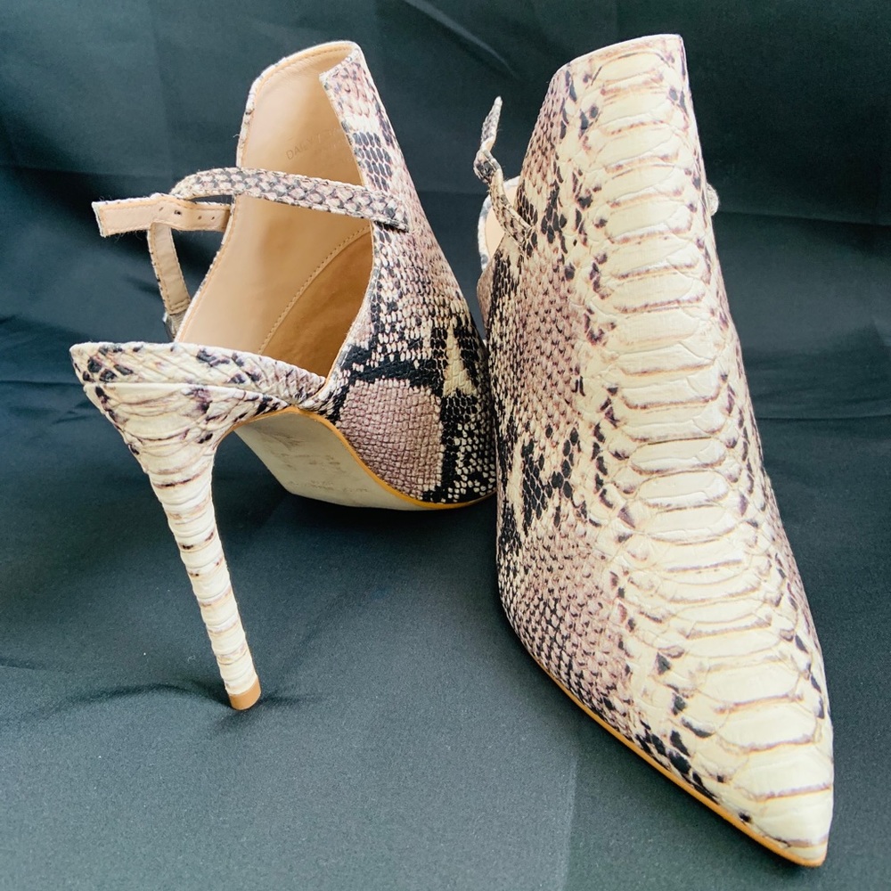 Shoes, heeled pumps